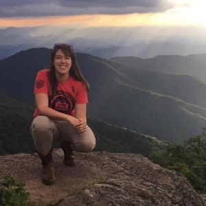 Meet your Posher, Holly